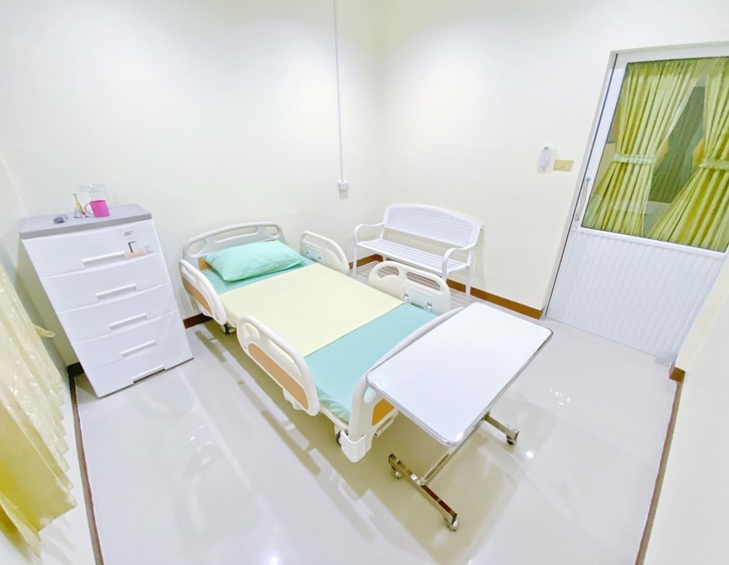 ดูแลผู้สูงอายุ พระราม2